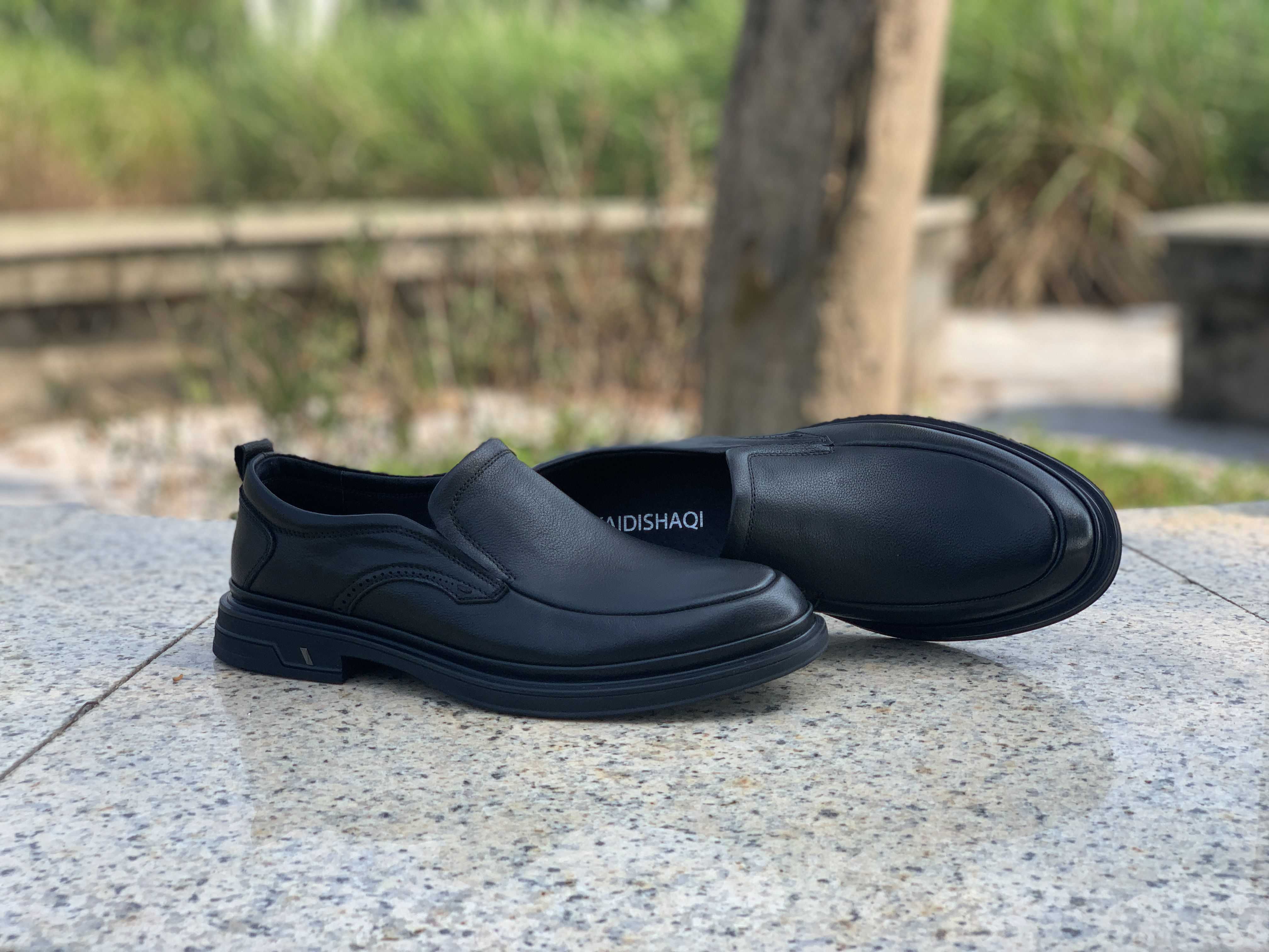 Giày da Việt Nam 